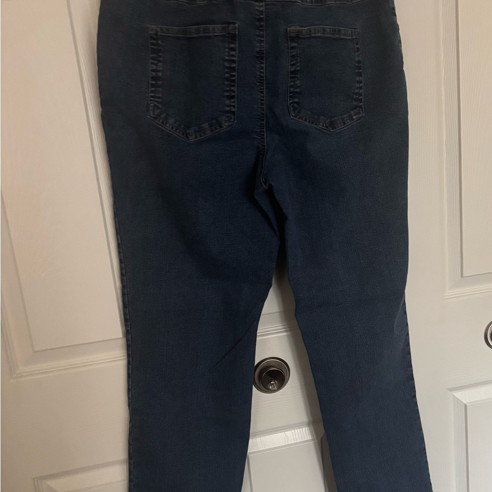 Women's Dark Blue Jeans